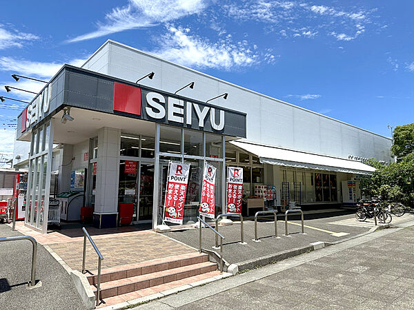 現地から860ｍ西友七里ガ浜店