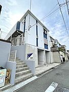 大倉山駅より徒歩12分 1階 築18年6ヶ月の賃貸物件