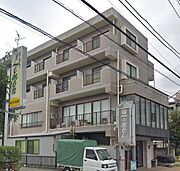 高田駅より徒歩10分 築33年9ヶ月 4階建の賃貸物件