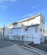 大倉山駅より徒歩14分 築52年3ヶ月 3階建の賃貸物件