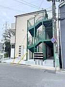 高田駅より徒歩7分 2階 築1年9ヶ月の賃貸物件
