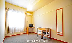 多摩都市モノレール 桜街道駅 徒歩12分の賃貸アパート 3階1Kのリビング/ダイニング