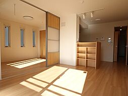 JR中央本線 豊田駅 徒歩5分の賃貸アパート 3階1LDKのリビング/ダイニング