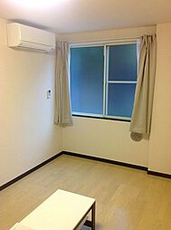 多摩都市モノレール 柴崎体育館駅 徒歩8分の賃貸アパート 1階1LDKのリビング/ダイニング