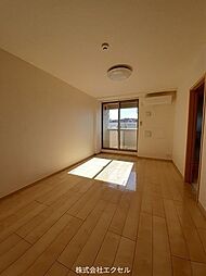 JR五日市線 武蔵引田駅 徒歩10分の賃貸マンション 4階1LDKのリビング/ダイニング