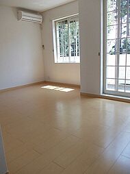 京王相模原線 京王堀之内駅 バス6分 柚木中央小学校下車 徒歩3分の賃貸アパート 1階1LDKのリビング/ダイニング