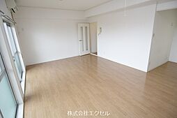 JR青梅線 小作駅 徒歩10分の賃貸マンション 2階1LDKのリビング/ダイニング