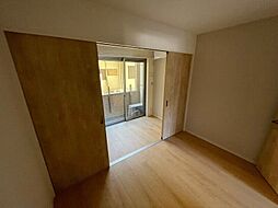 JR青梅線 小作駅 徒歩4分の賃貸アパート 2階1Kのリビング/ダイニング