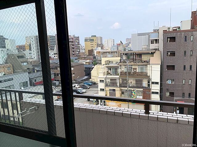 バルコニー
