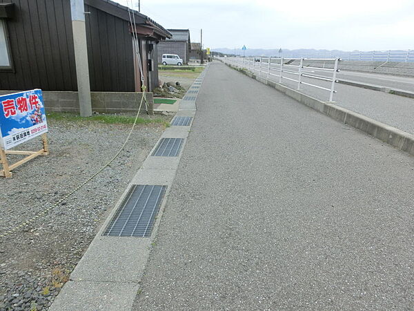 南側接道