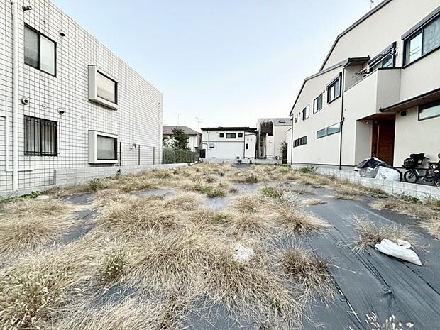 同じ工務店の完成見本や同ボリュームの完成物件もご案内しておりますので、お気軽にお問い合わせ下さいませ。