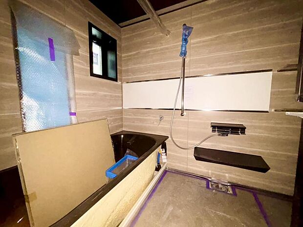 1日の疲れを癒してくれる広々とした浴室は癒しの空間としてカスタマイズが可能です。