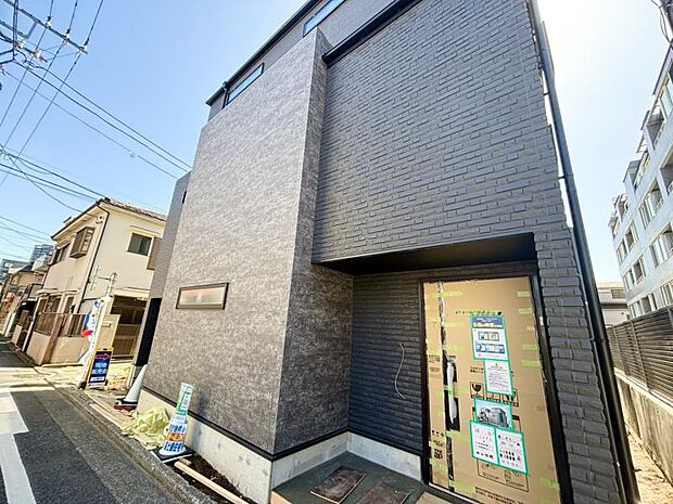 更地の状態をご覧頂くことで、隣接した環境をしっかりとご確認頂けます。