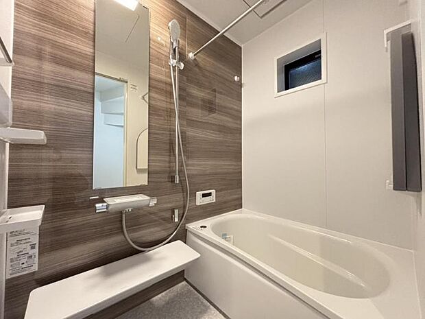 浴槽や洗い場の広い1坪サイズの浴室はご家族との貴重なコミュニケーションの場所として重宝されます。