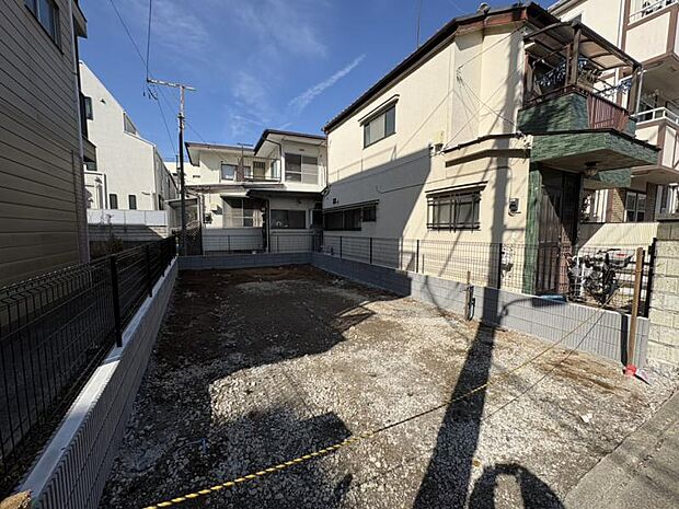 現地にて日当たり・周辺環境などを是非お確かめくださいませ