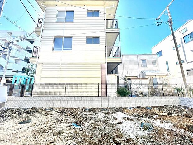 地域密着の営業スタッフが周辺環境も合わせてご案内いたします(2/19)