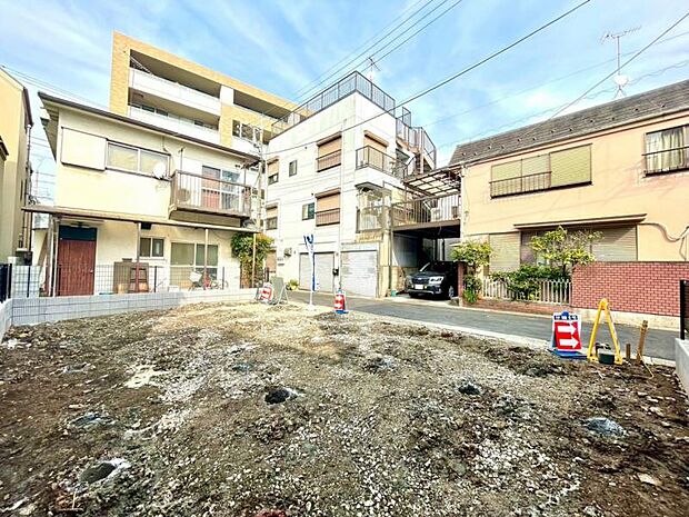 お客様のご都合に合わせてご内見が可能な物件でございますのでお気軽にお問い合わせくださいませ。(2/14)