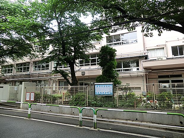 世田谷区立桜丘中学校 1200m