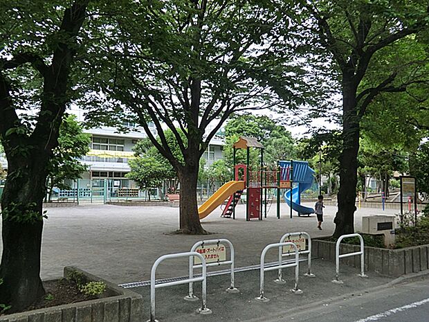 池上五丁目公園 500m