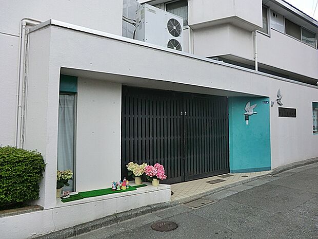 サムエル幼稚園 480m