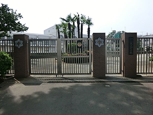 大田区立馬込中学校 900m