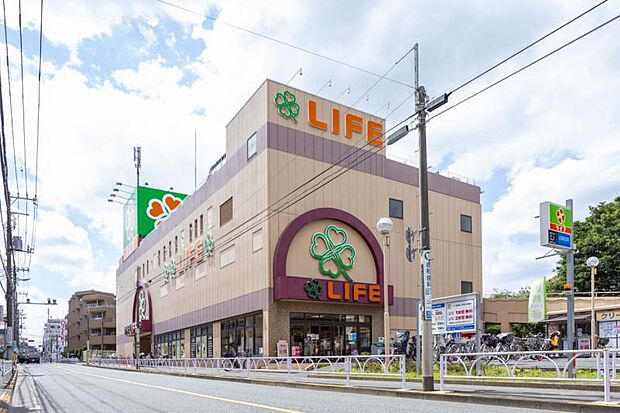 ライフ経堂店 680m