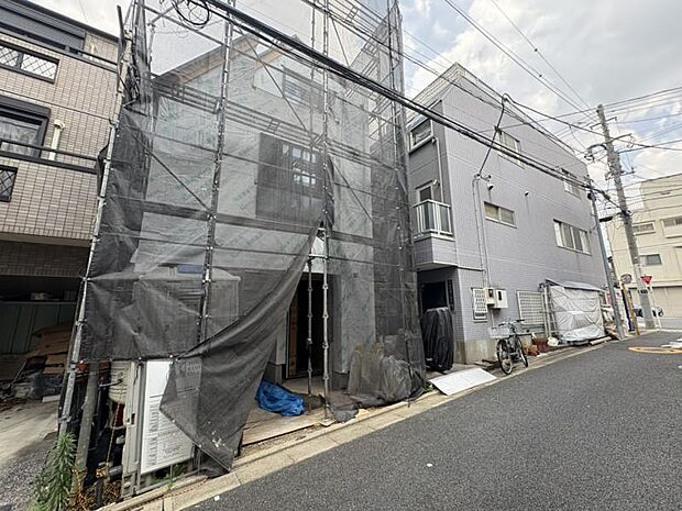 【凛】とした落ち着いたたたずまいのあなただけのお住まい。