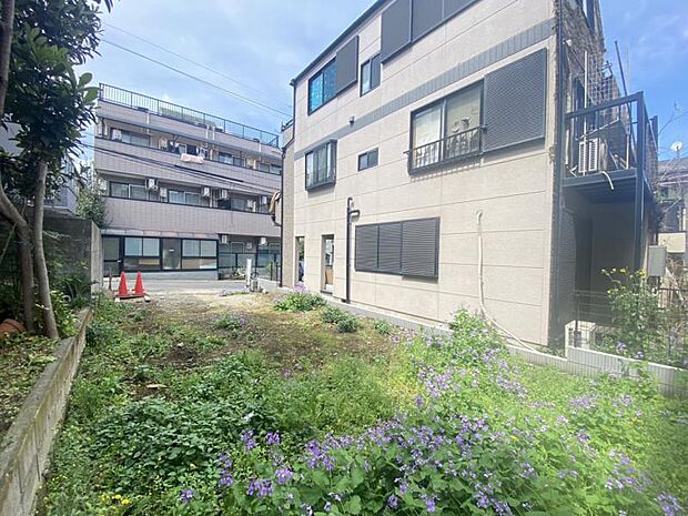 唯一無二のそれぞれ独特の顔を持つあなただけのお住まい。各棟によって暖かい日差しの入り方・見え方も違うお住まい。