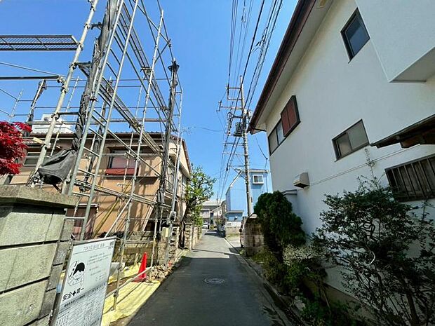 同じ工務店の完成見本や同ボリュームの完成物件もご案内しておりますので、お気軽にお問い合わせ下さいませ。