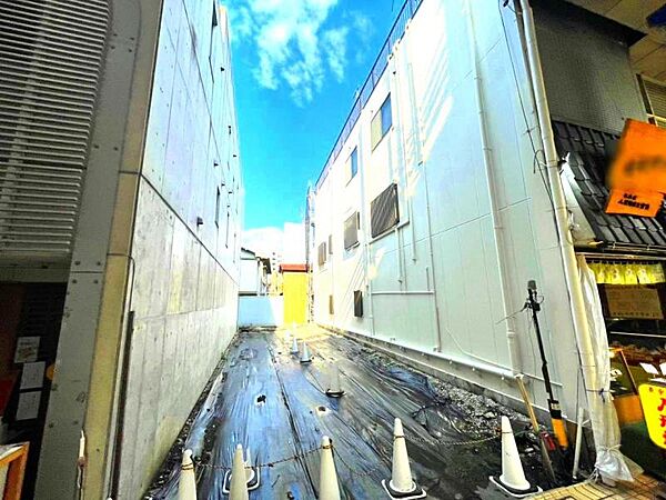 建築条件無しの売地です。