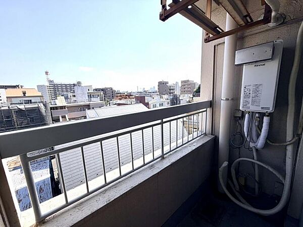 開放感のある眺望。陽光、風通しのよいワイドバルコニー。お洗濯物も乾かしやすいですね。