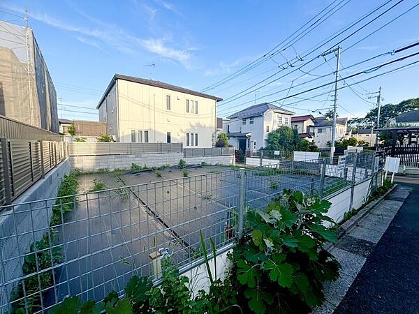 この場所だからこそ叶えられる開放感、「陽光を取り入れた住宅」です。是非現地でご体感下さいませ。