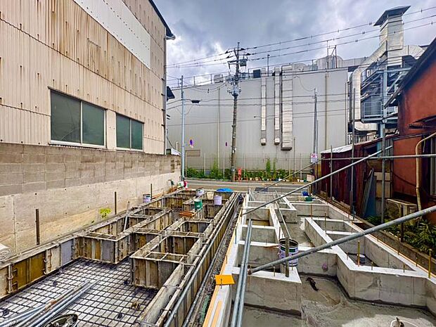 毎日の暮らしに寄り添う、優しい雰囲気の外観が魅力です。
