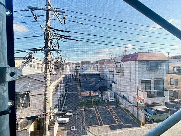 季節による景色の変化を　日常の生活と共に感じてください。