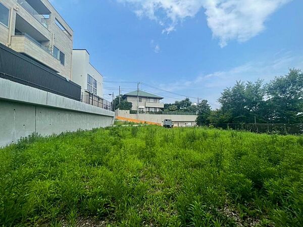 陽当たり良好な整形地で、建築プランも立てやすい立地です。