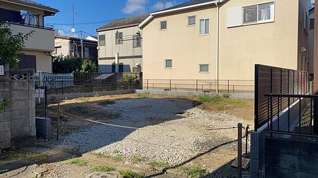 この場所だからこそ叶えられる開放感、「陽光を取り入れた住宅」です。是非現地でご体感下さいませ。