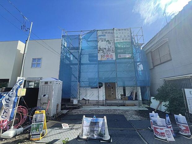 同じ工務店の完成見本もご案内しておりますので、お気軽にお問い合わせ下さいませ。