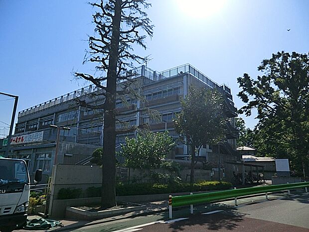 大田区立久原小学校 590m