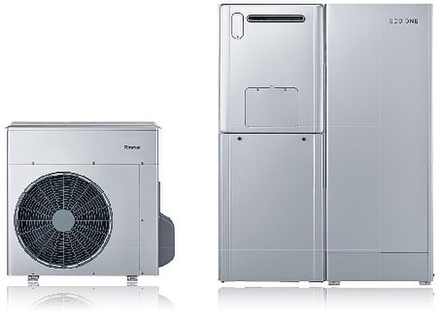 ハイブリッド給湯器 災害時のライフライン確保に配慮したガスと電気を組み合わせたハイブリッド給湯器を設置。