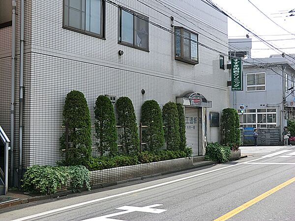すずき内科クリニック　160m