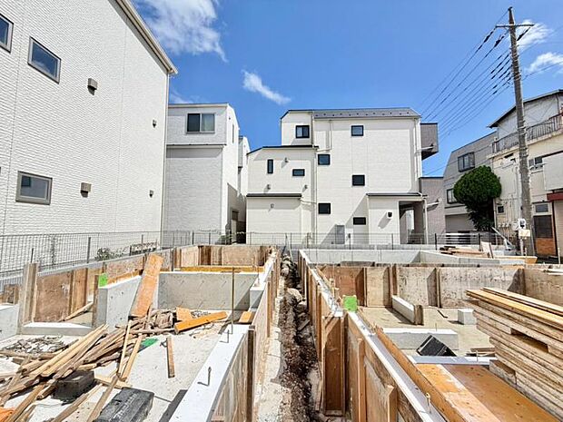 現地で風通しや周辺の雰囲気を確認でき、住まいのイメージが膨らみます。