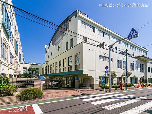 目黒区立大鳥中学校　1050ｍ