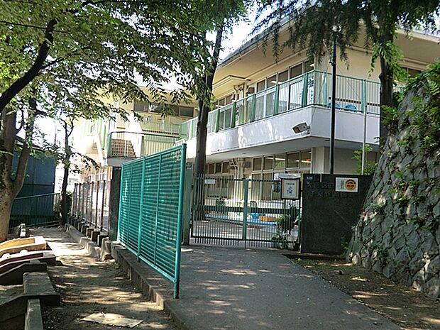 千鳥保育園 240m