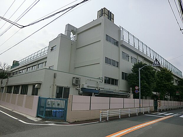 大田区立馬込小学校 320m