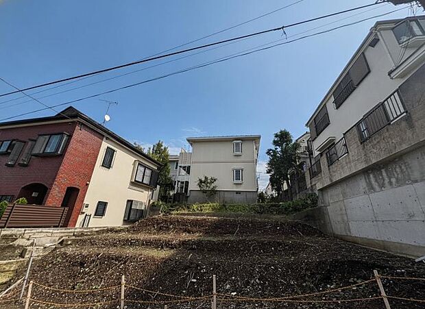 この場所だからこそ叶えられる開放感、図面だけでは分からない現地の雰囲気もご確認くださいませ。