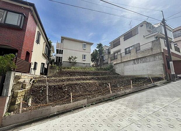 この場所だからこそ叶えられる開放感、図面だけでは分からない現地の雰囲気もご確認くださいませ。