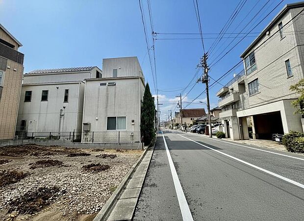 車通りが少なく、静かで安心して暮らせる環境です。