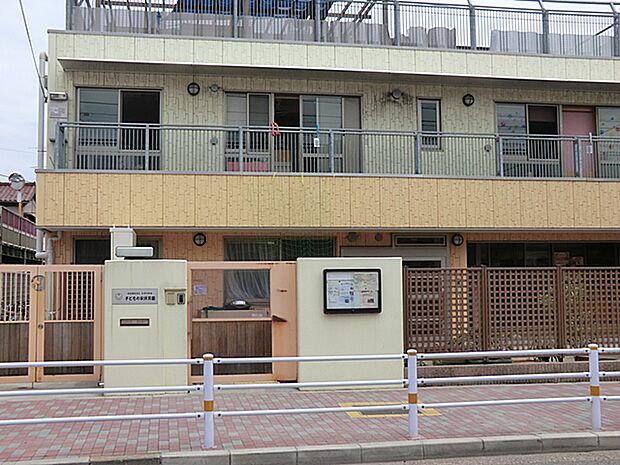 子供の家保育園 380m
