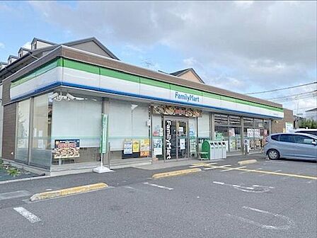 ファミリーマート 川口中青木五丁目店（248m）