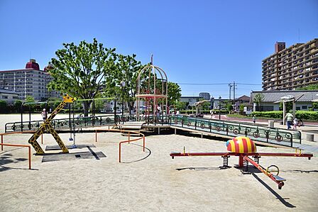 朝日中央公園(764m)